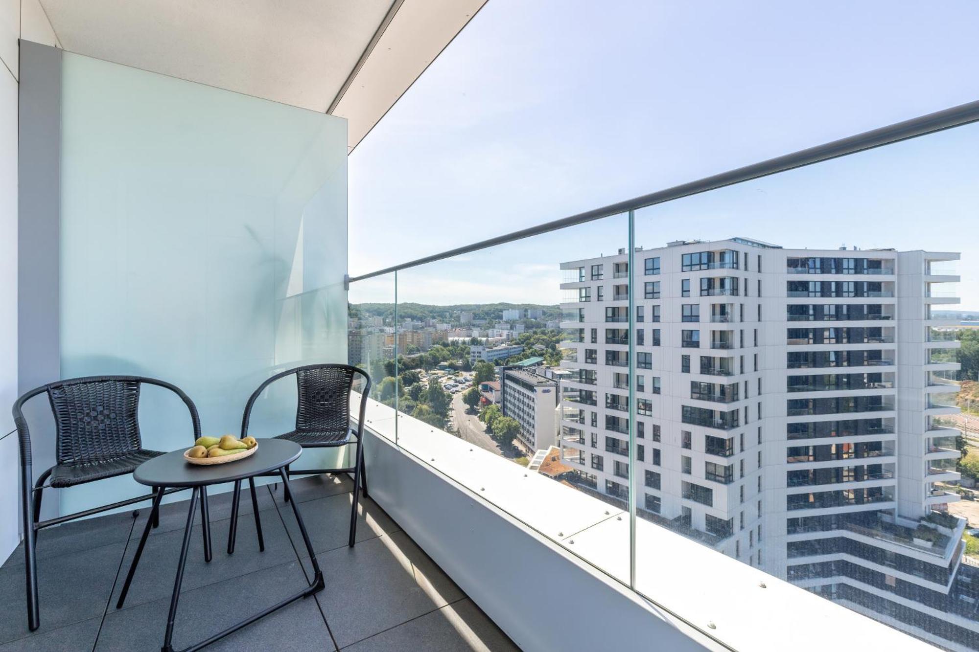 Apartament Na 15 Pietrze Z Widokiem Na Zatoke W Gdyni I Parkingiem By Noclegi Renters Gdynia Zewnętrze zdjęcie